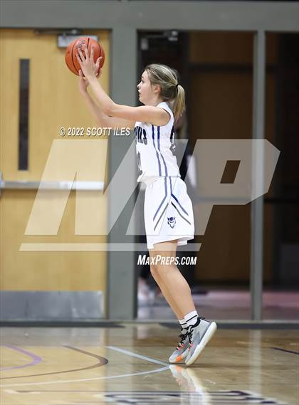 Thumbnail 2 in Fisher Catholic vs. Danville (OHSAA D4 District Final) photogallery.