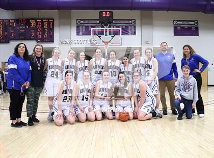 Thumbnail 2 in Fisher Catholic vs. Danville (OHSAA D4 District Final) photogallery.