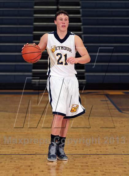 Thumbnail 1 in Cincinnati Country Day @ Seymour (Seymour Christmas Classic) photogallery.