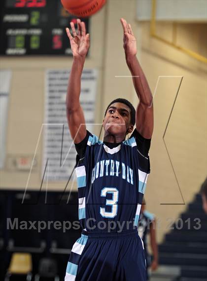 Thumbnail 1 in Cincinnati Country Day @ Seymour (Seymour Christmas Classic) photogallery.
