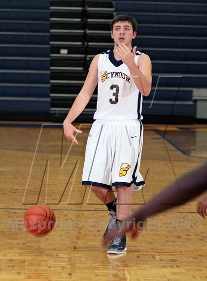 Thumbnail 3 in Cincinnati Country Day @ Seymour (Seymour Christmas Classic) photogallery.