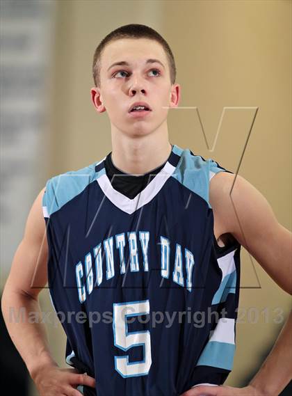 Thumbnail 3 in Cincinnati Country Day @ Seymour (Seymour Christmas Classic) photogallery.