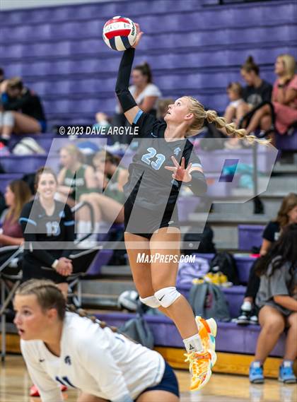 Thumbnail 3 in Union vs. Layton (Riverton Fall Classic) photogallery.