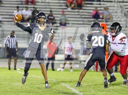 Thumbnail 3 in Hoke County vs Gray's Creek (2024 Football Jamboree) photogallery.
