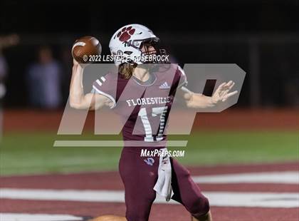Thumbnail 1 in Jones @ Floresville photogallery.