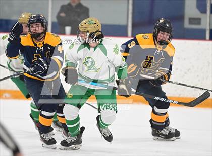 Thumbnail 1 in Malden Catholic @ Notre Dame, WH photogallery.