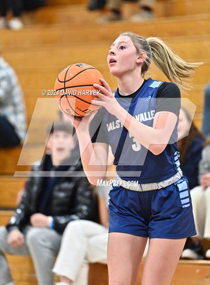 Thumbnail 3 in Ralston Valley vs Chatfield photogallery.