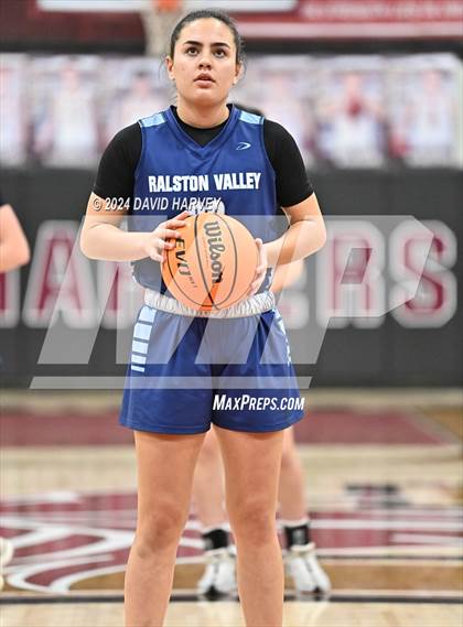 Thumbnail 2 in Ralston Valley vs Chatfield photogallery.