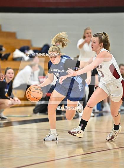 Thumbnail 2 in Ralston Valley vs Chatfield photogallery.