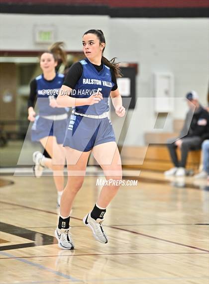 Thumbnail 3 in Ralston Valley vs Chatfield photogallery.