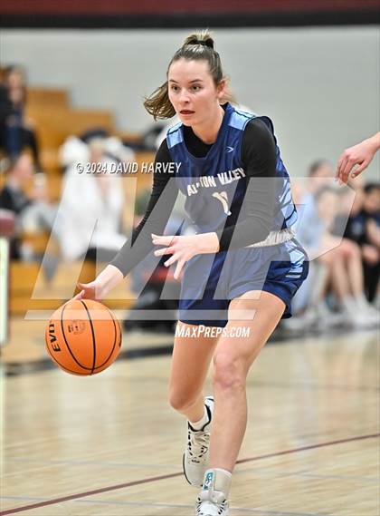 Thumbnail 2 in Ralston Valley vs Chatfield photogallery.