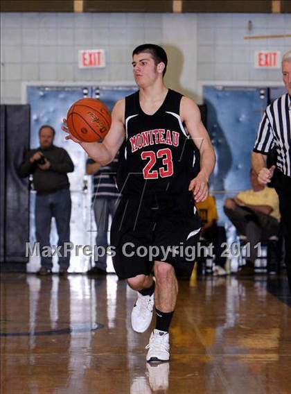 Thumbnail 2 in Moniteau vs. Brookville (PIAA District 9 AA Final) photogallery.