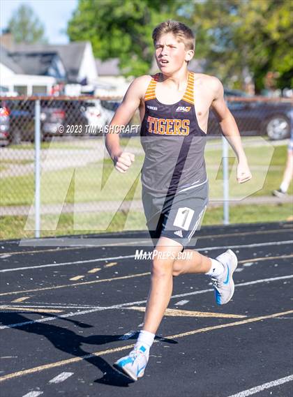 Thumbnail 3 in Rising Sun Invitational photogallery.