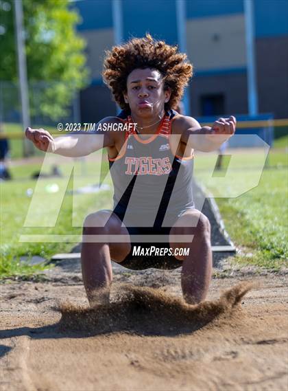 Thumbnail 1 in Rising Sun Invitational photogallery.