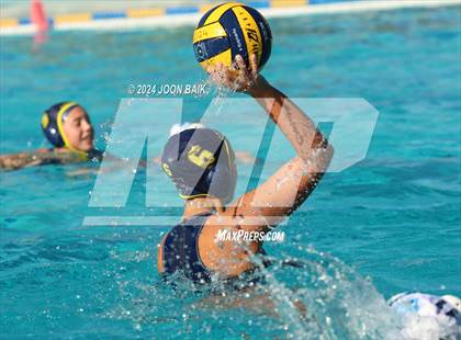 Thumbnail 1 in Santa Catalina vs Valley Christian (Presentation Panther Challenge) photogallery.