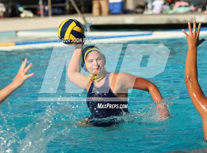 Thumbnail 2 in Santa Catalina vs Valley Christian (Presentation Panther Challenge) photogallery.