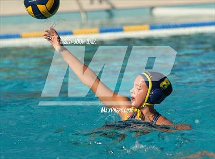 Thumbnail 3 in Santa Catalina vs Valley Christian (Presentation Panther Challenge) photogallery.