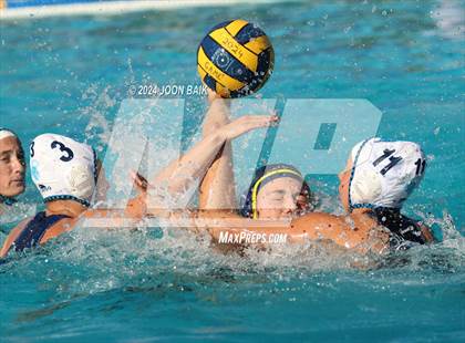 Thumbnail 1 in Santa Catalina vs Valley Christian (Presentation Panther Challenge) photogallery.