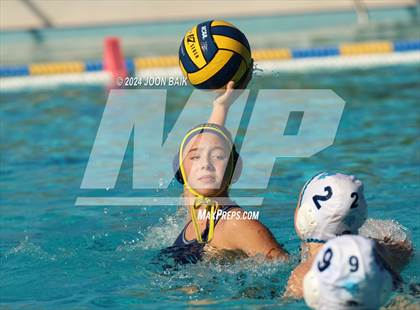 Thumbnail 2 in Santa Catalina vs Valley Christian (Presentation Panther Challenge) photogallery.