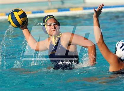 Thumbnail 2 in Santa Catalina vs Valley Christian (Presentation Panther Challenge) photogallery.