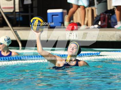 Thumbnail 2 in Santa Catalina vs Valley Christian (Presentation Panther Challenge) photogallery.