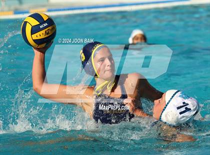 Thumbnail 3 in Santa Catalina vs Valley Christian (Presentation Panther Challenge) photogallery.