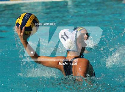 Thumbnail 2 in Santa Catalina vs Valley Christian (Presentation Panther Challenge) photogallery.