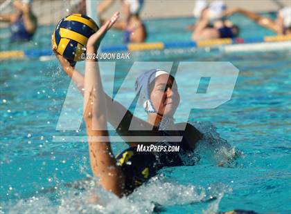 Thumbnail 2 in Santa Catalina vs Valley Christian (Presentation Panther Challenge) photogallery.