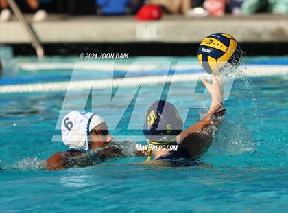 Thumbnail 2 in Santa Catalina vs Valley Christian (Presentation Panther Challenge) photogallery.