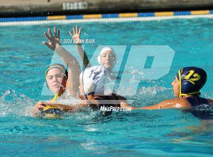 Thumbnail 1 in Santa Catalina vs Valley Christian (Presentation Panther Challenge) photogallery.