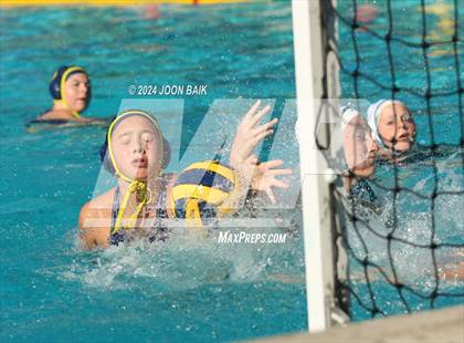 Thumbnail 3 in Santa Catalina vs Valley Christian (Presentation Panther Challenge) photogallery.