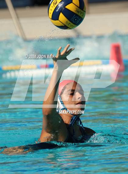 Thumbnail 3 in Santa Catalina vs Valley Christian (Presentation Panther Challenge) photogallery.
