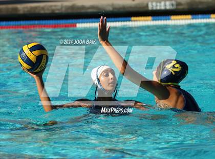 Thumbnail 3 in Santa Catalina vs Valley Christian (Presentation Panther Challenge) photogallery.