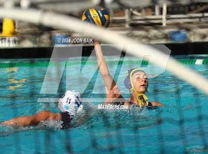 Thumbnail 1 in Santa Catalina vs Valley Christian (Presentation Panther Challenge) photogallery.