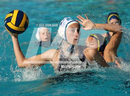 Thumbnail 3 in Santa Catalina vs Valley Christian (Presentation Panther Challenge) photogallery.