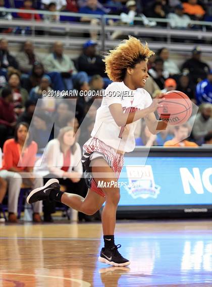 Thumbnail 3 in Havelock vs. Jacksonville (NCHSAA 3A Regional Playoff) photogallery.