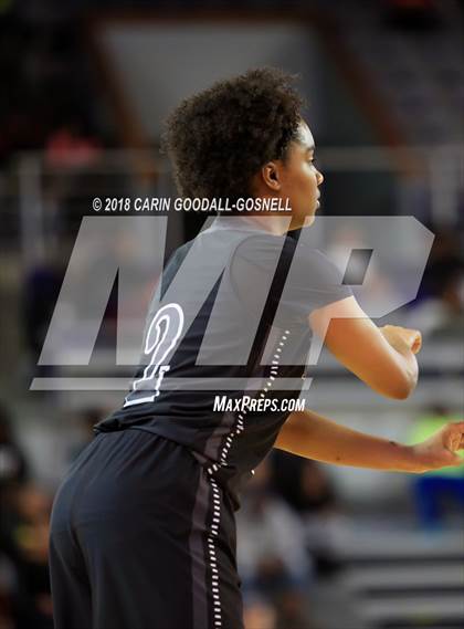 Thumbnail 3 in Havelock vs. Jacksonville (NCHSAA 3A Regional Playoff) photogallery.