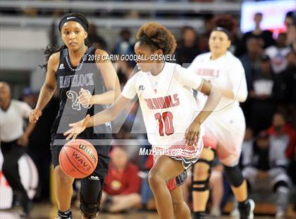 Thumbnail 2 in Havelock vs. Jacksonville (NCHSAA 3A Regional Playoff) photogallery.