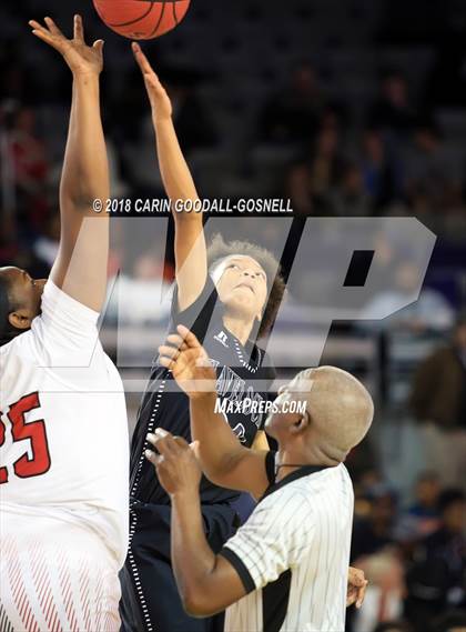 Thumbnail 3 in Havelock vs. Jacksonville (NCHSAA 3A Regional Playoff) photogallery.
