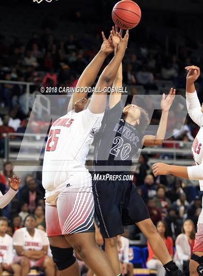 Thumbnail 1 in Havelock vs. Jacksonville (NCHSAA 3A Regional Playoff) photogallery.
