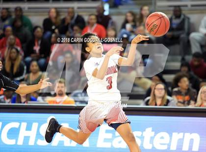 Thumbnail 3 in Havelock vs. Jacksonville (NCHSAA 3A Regional Playoff) photogallery.