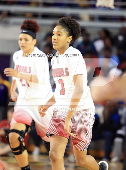 Thumbnail 3 in Havelock vs. Jacksonville (NCHSAA 3A Regional Playoff) photogallery.