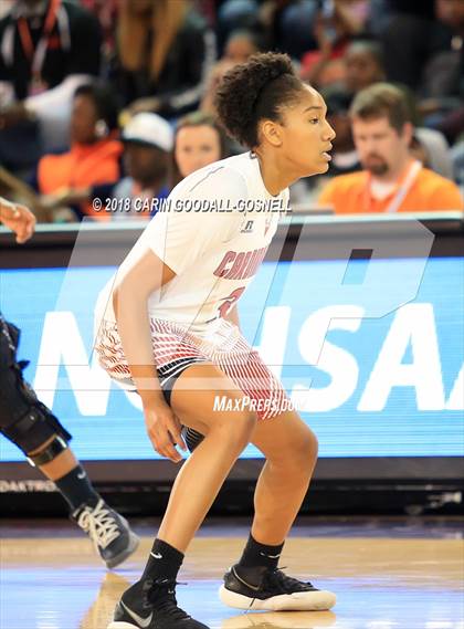 Thumbnail 3 in Havelock vs. Jacksonville (NCHSAA 3A Regional Playoff) photogallery.