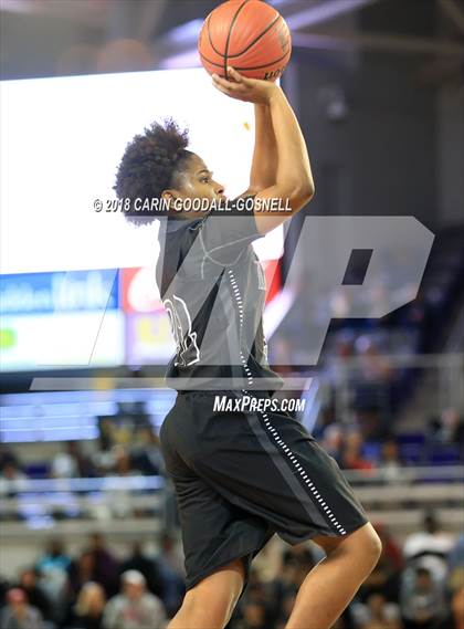 Thumbnail 1 in Havelock vs. Jacksonville (NCHSAA 3A Regional Playoff) photogallery.