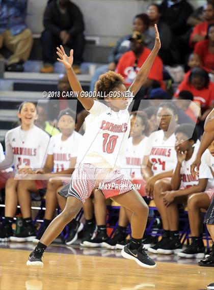 Thumbnail 3 in Havelock vs. Jacksonville (NCHSAA 3A Regional Playoff) photogallery.