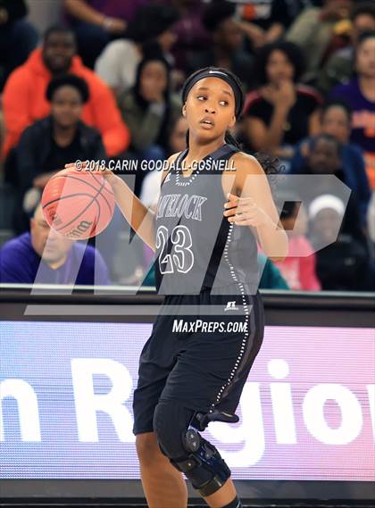 Thumbnail 3 in Havelock vs. Jacksonville (NCHSAA 3A Regional Playoff) photogallery.
