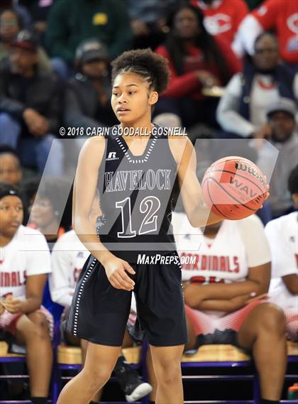 Thumbnail 3 in Havelock vs. Jacksonville (NCHSAA 3A Regional Playoff) photogallery.