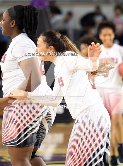 Thumbnail 1 in Havelock vs. Jacksonville (NCHSAA 3A Regional Playoff) photogallery.