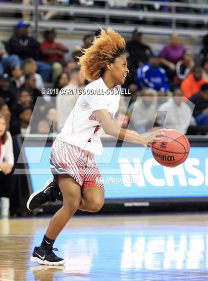Thumbnail 1 in Havelock vs. Jacksonville (NCHSAA 3A Regional Playoff) photogallery.