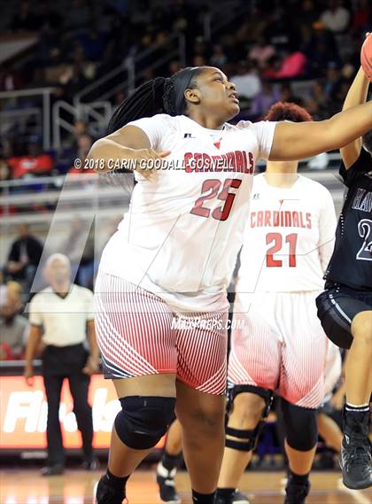 Thumbnail 1 in Havelock vs. Jacksonville (NCHSAA 3A Regional Playoff) photogallery.